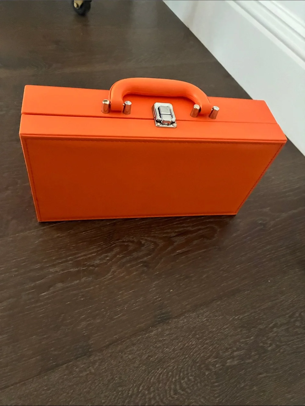 Complete Mahjong Tile Set with Organizer Case with Top Handle